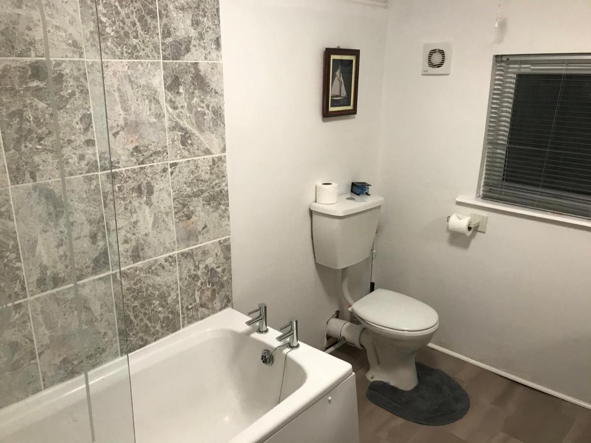 21 Thomas Street Apartment Тонтън Екстериор снимка